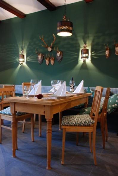 Altstadthotel Bauern Braeu Шробенхаузен Екстериор снимка